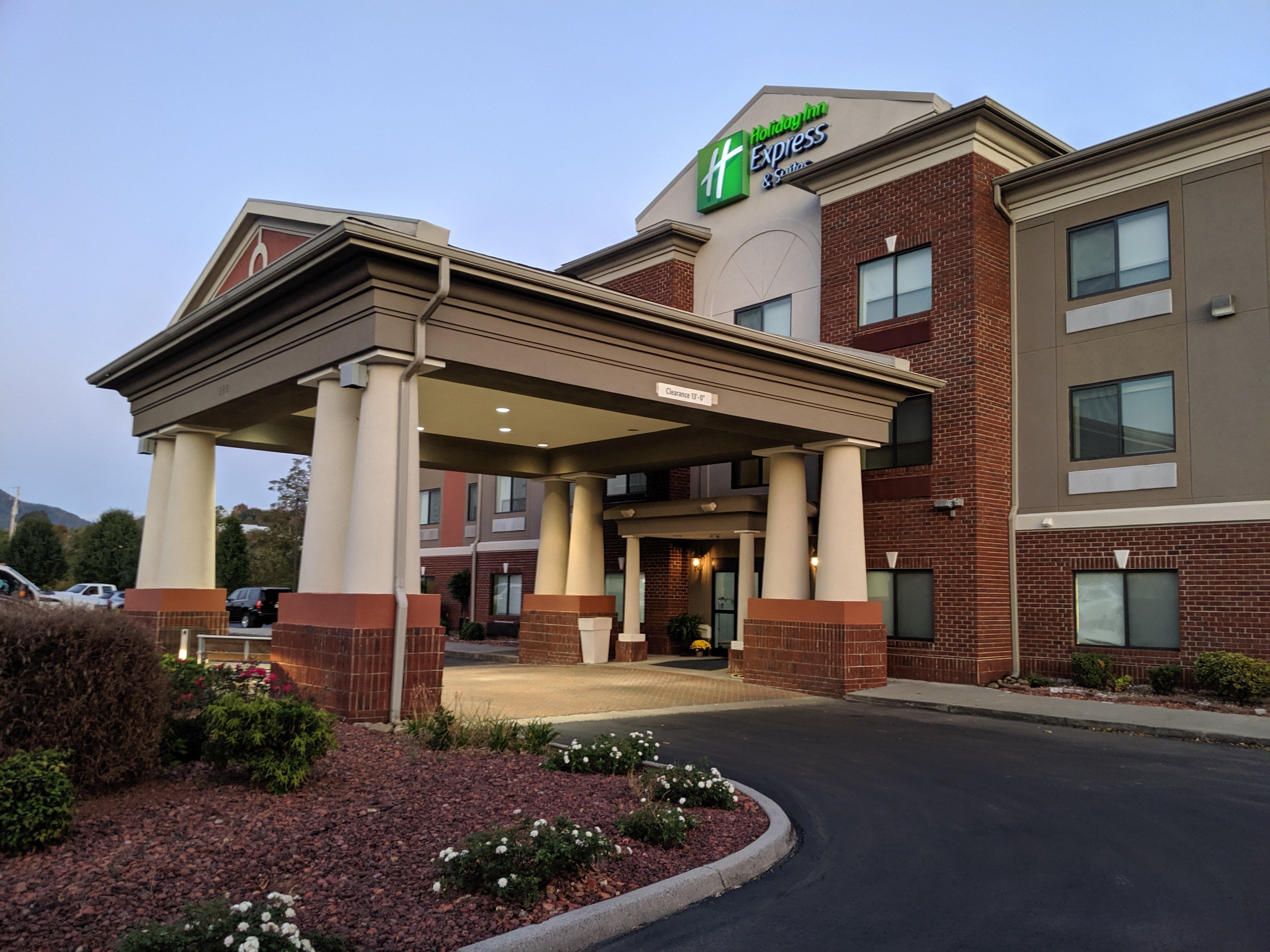 Holiday Inn Express Hotel & Suites Claypool Hill -Richlands Area By Ihg Pounding Mill Luaran gambar