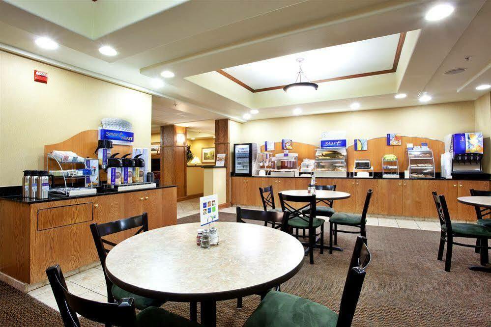Holiday Inn Express Hotel & Suites Claypool Hill -Richlands Area By Ihg Pounding Mill Luaran gambar