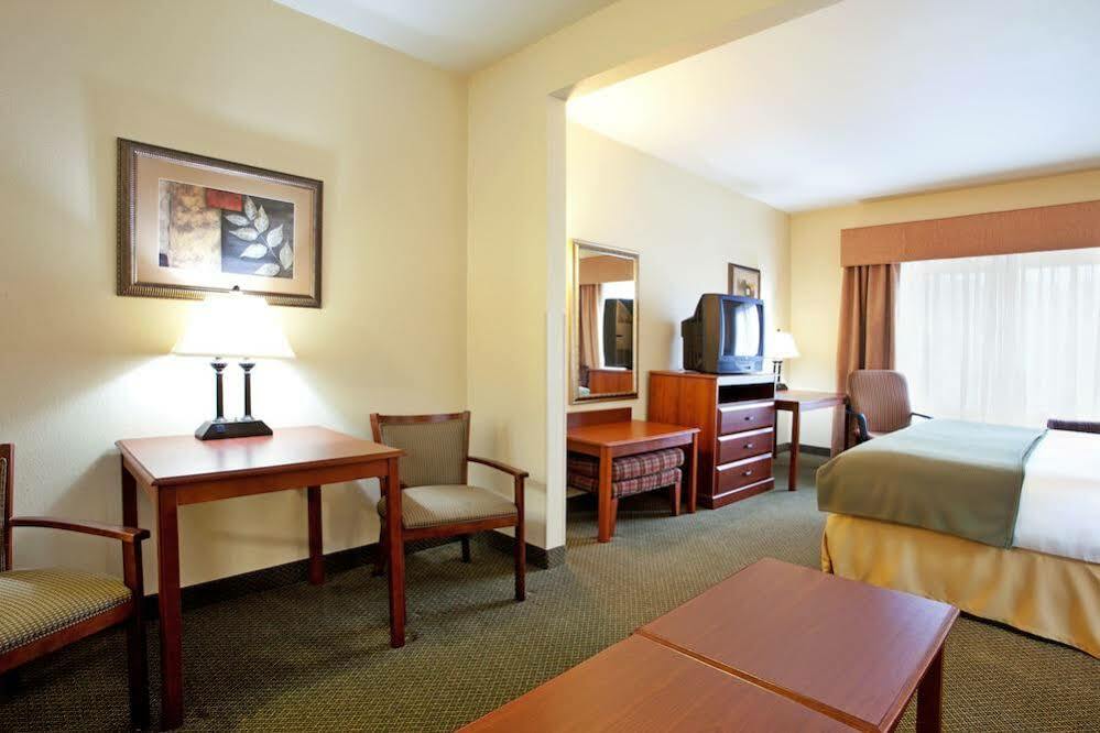 Holiday Inn Express Hotel & Suites Claypool Hill -Richlands Area By Ihg Pounding Mill Luaran gambar
